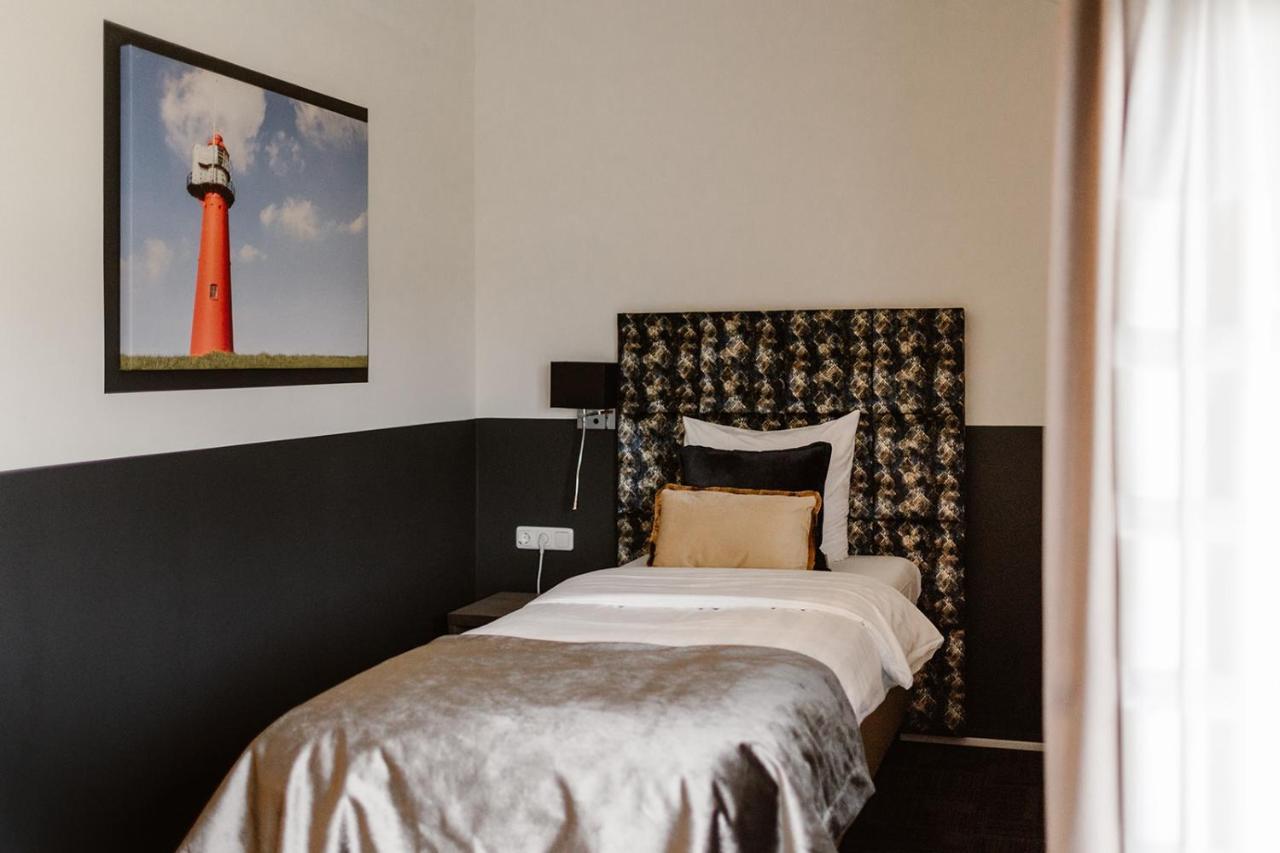 Hotel Torpedoloods Hoek van Holland Bagian luar foto