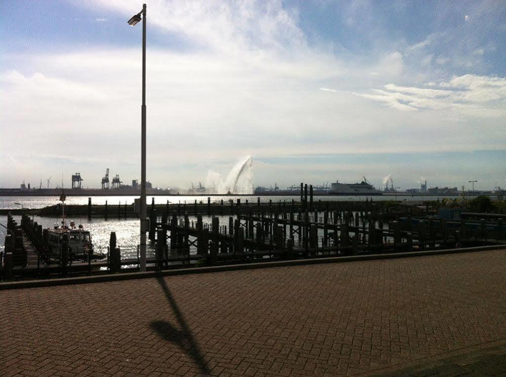 Hotel Torpedoloods Hoek van Holland Bagian luar foto