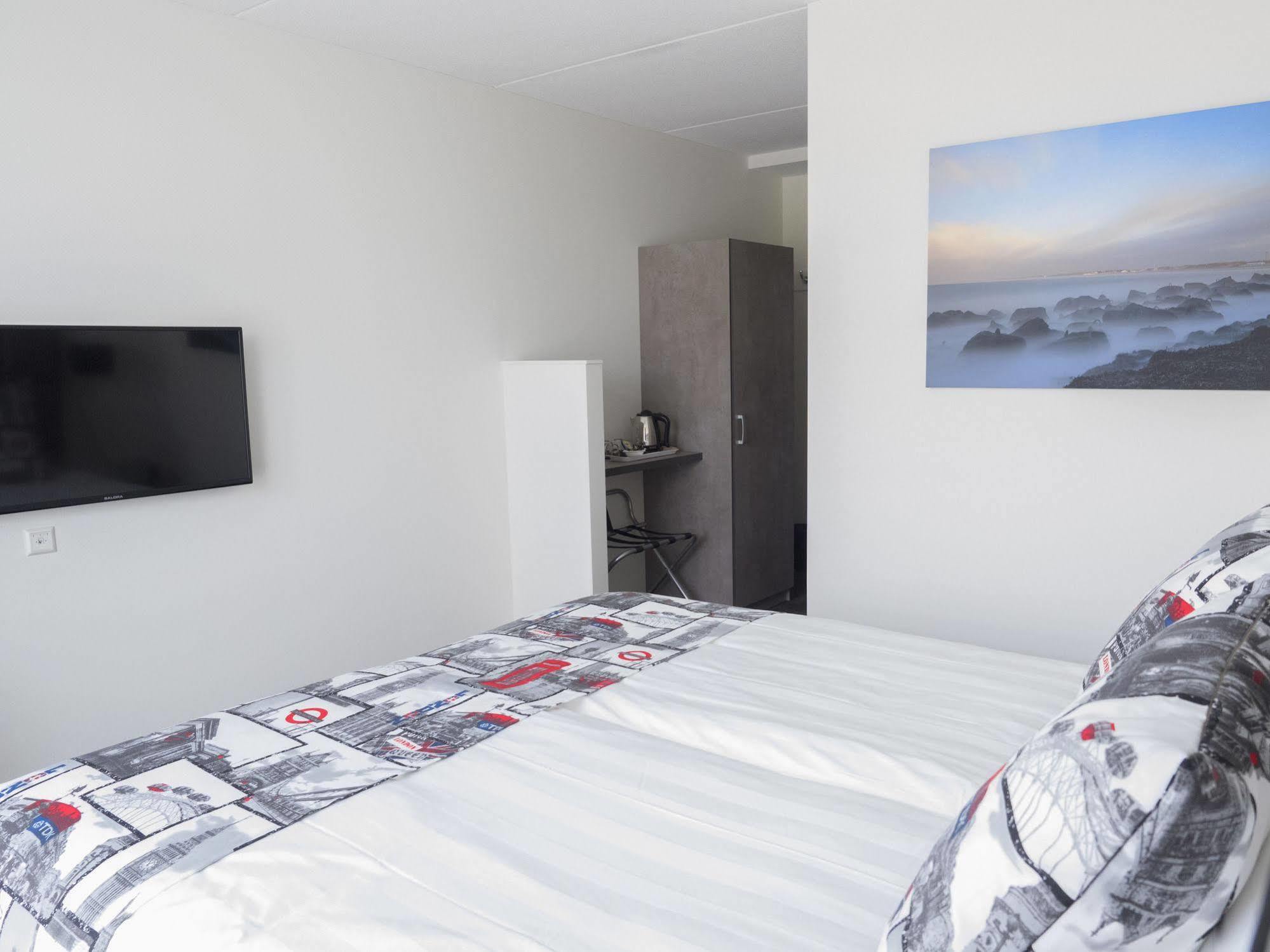 Hotel Torpedoloods Hoek van Holland Bagian luar foto